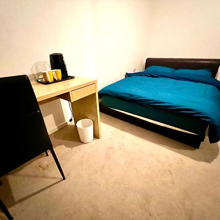 Ensuit Double Room In London, Colindale Edgware Exterior foto